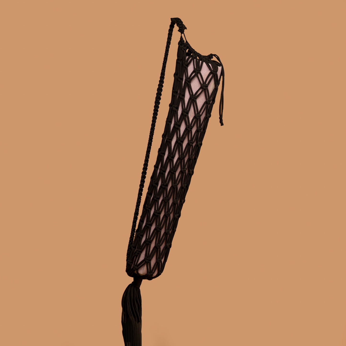 MARIEL MAT HOLDER